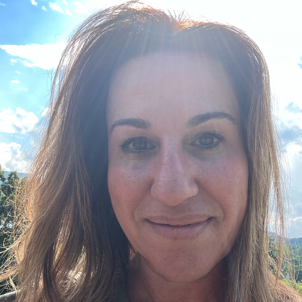 Meet your Posher, Shana